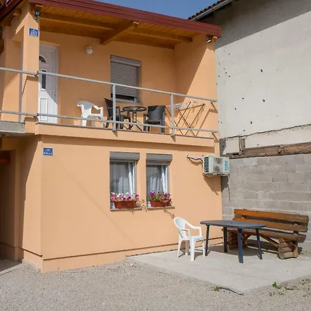 Apartment Resaa Bihac Exterior photo