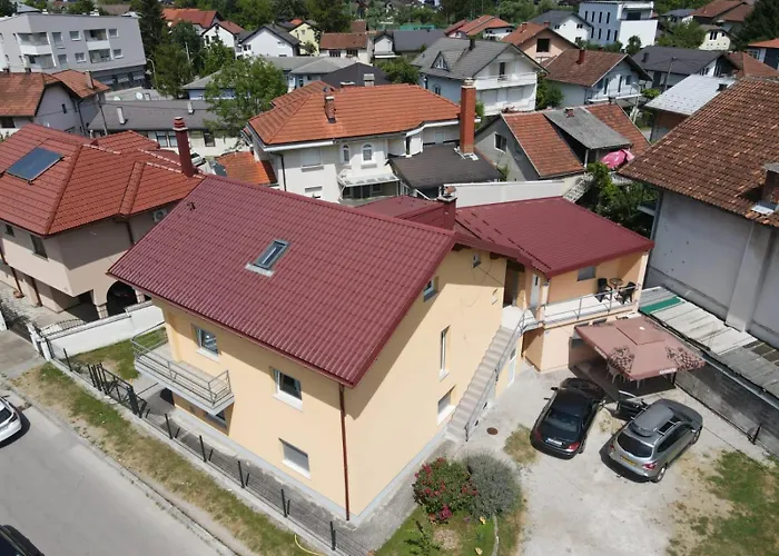 Apartment Resaa